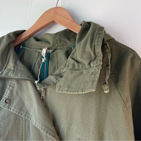 Willow & Clay olive green utility jacket rolled sleeve style hooded size medium - Picture 3 of 9